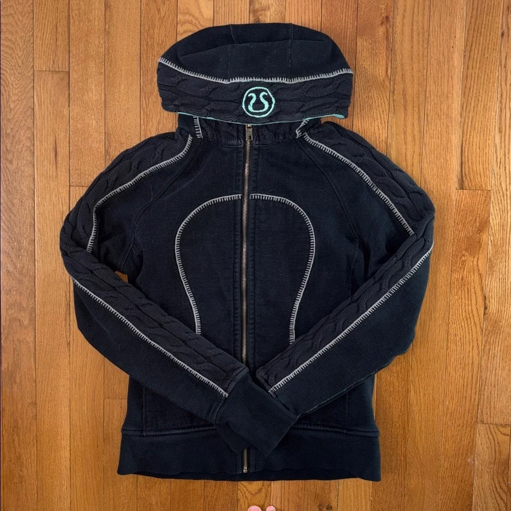 Lululemon Scuba Zip Jacket Size 8 Sweatshirt